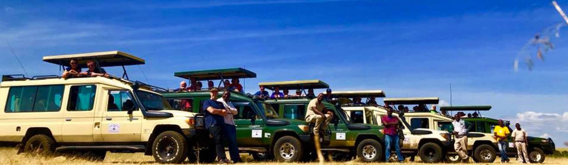 Best Kenya Lodge safaris by 4 by 4 land cruiser Jeep